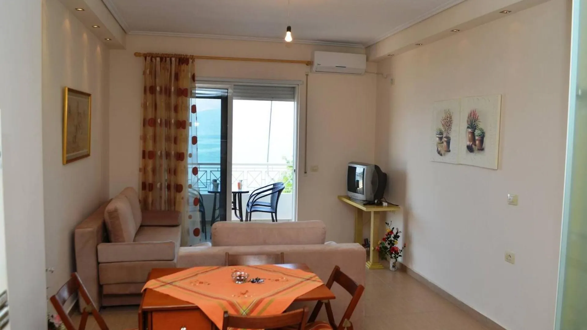 Beachfront Apartment In Saranda